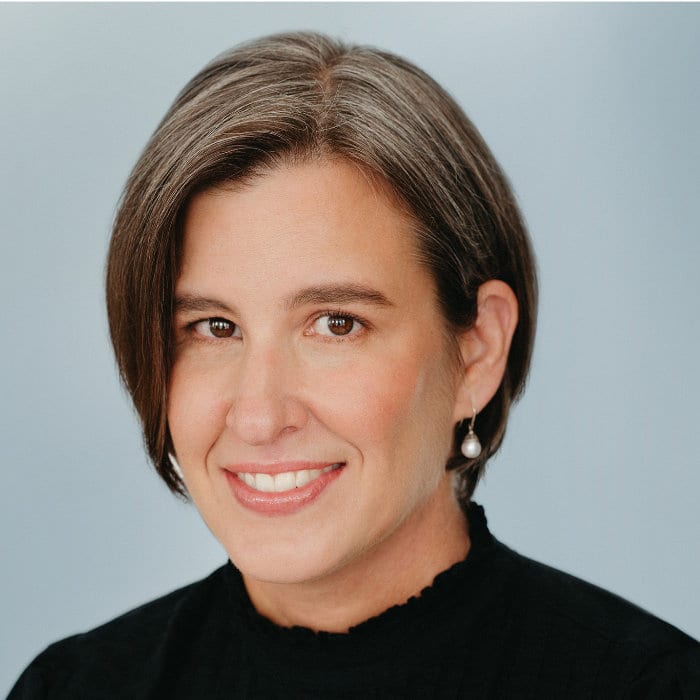 Sarah Fulford Headshot