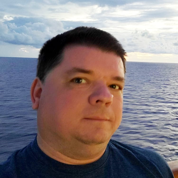 Wayne Edward Headshot