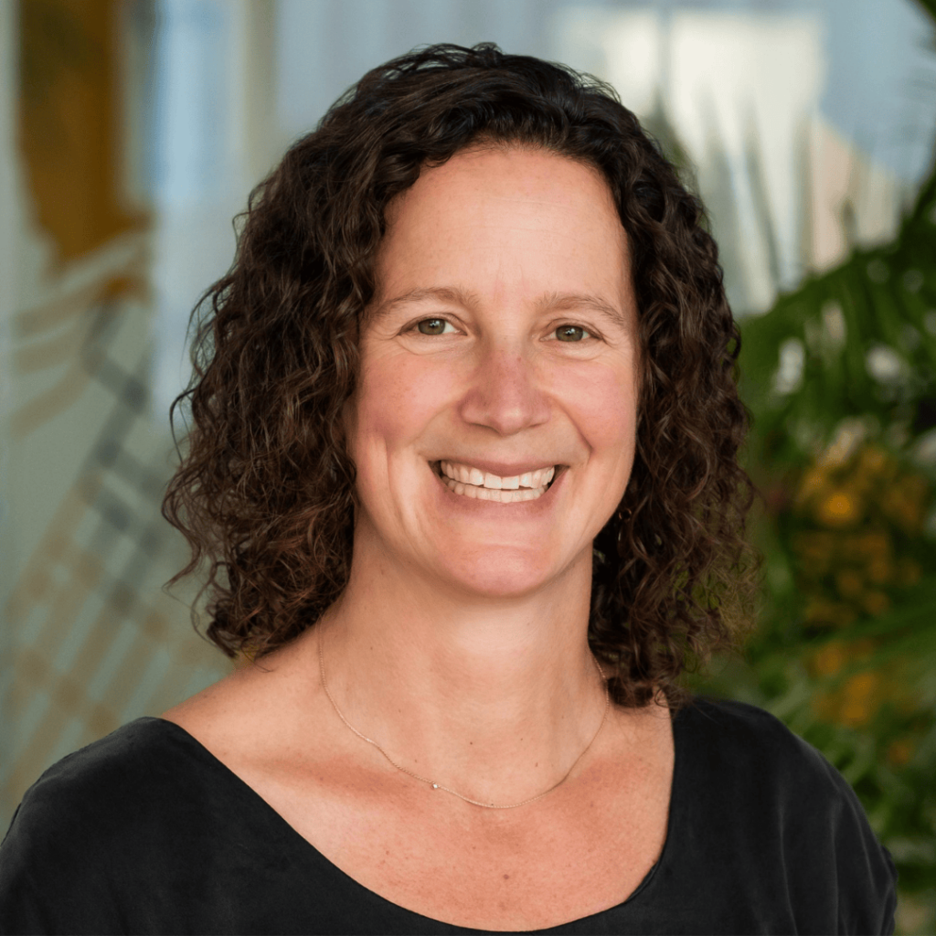 Amy Schwartz - photo